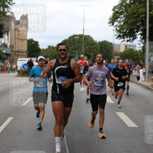29.06.2025 - hella hamburg halbmarathon Yannick Fuchs http://msf.ph/oto/8277306 29.06.2025 10:37:17 20KM 1353, 1675, 1700, 1735, 2233, 2653, 4229, 4235, 5011, 5124, 5477, 7035, 7448, 7734, 7865, 9364, 9371, 9534, 9833, 10216, 10469, 11907, 12839, 14226, 14447, 14560, 14813, 15095, 15255, 15297, 15301, 15328, 15535, 15851, 16295, 16333, 16677, 17000, 17177, 17733, 17911, 18004, 18275, 18304, 18559, 18632, 18659, 18680, 18987 meine-sportfotos.de