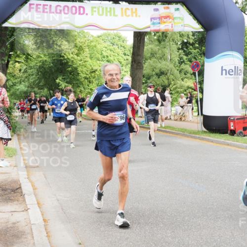 29.06.2025 - hella hamburg halbmarathon MichiJ http://msf.ph/oto/8277344 29.06.2025 10:57:10 Zwischen KM18-KM19 2055, 2277, 3834, 5845, 8755, 10685, 11271, 12521, 13796, 14404, 16441 meine-sportfotos.de