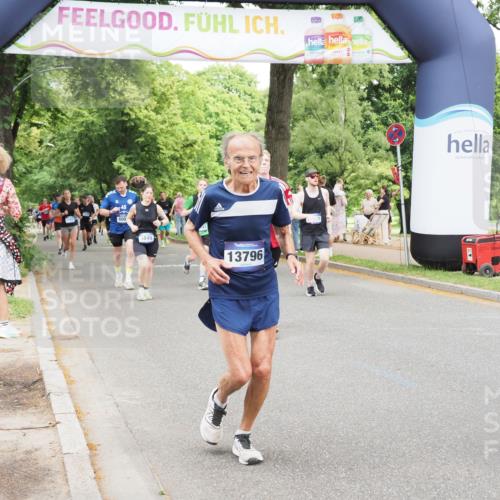 29.06.2025 - hella hamburg halbmarathon MichiJ http://msf.ph/oto/8277357 29.06.2025 10:57:10 Zwischen KM18-KM19 2055, 2277, 3834, 5845, 8755, 10685, 11271, 12521, 13796, 14404, 16441 meine-sportfotos.de