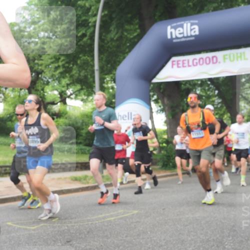 29.06.2025 - hella hamburg halbmarathon KatJ http://msf.ph/oto/8277616 29.06.2025 10:40:25 Zwischen KM18-KM19 1061, 1549, 2082, 4770, 6511, 6512, 6628, 7177, 7274, 8361 meine-sportfotos.de