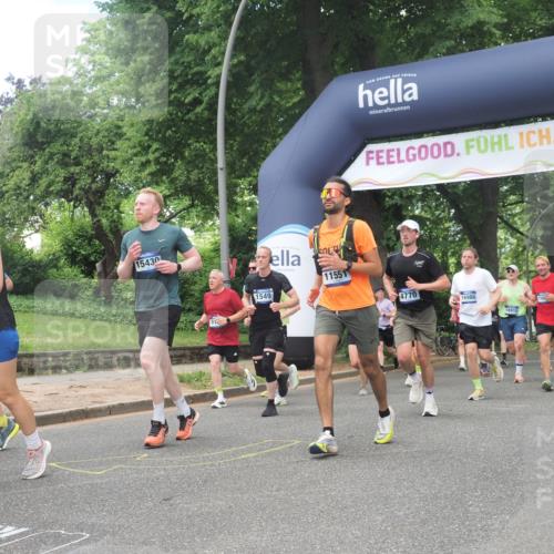 29.06.2025 - hella hamburg halbmarathon KatJ http://msf.ph/oto/8277651 29.06.2025 10:40:25 Zwischen KM18-KM19 1061, 1549, 2082, 4770, 6511, 6512, 6628, 7177, 7274, 8361 meine-sportfotos.de