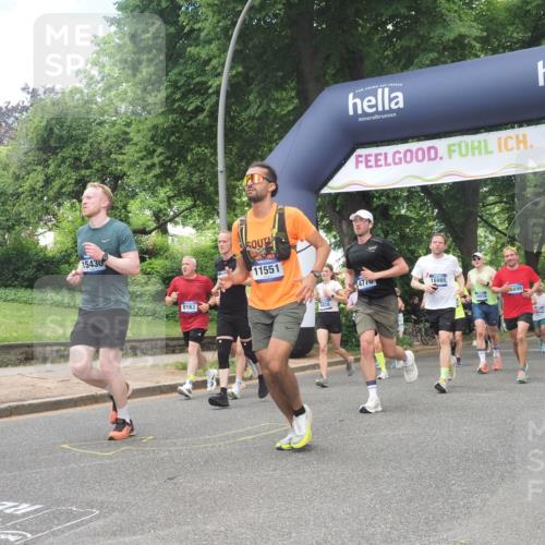 29.06.2025 - hella hamburg halbmarathon KatJ http://msf.ph/oto/8277719 29.06.2025 10:40:26 Zwischen KM18-KM19 1061, 1499, 1549, 2082, 4770, 6511, 6512, 6628, 6897, 7177, 7274 meine-sportfotos.de