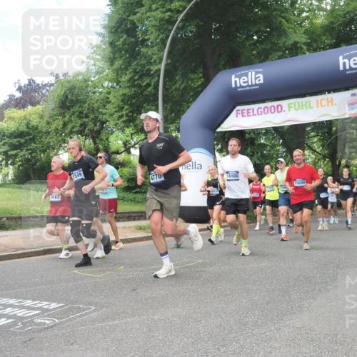 29.06.2025 - hella hamburg halbmarathon KatJ http://msf.ph/oto/8277829 29.06.2025 10:40:27 Zwischen KM18-KM19 1061, 1499, 1549, 2074, 2082, 4770, 6511, 6512, 6628, 6897, 7177, 7274 meine-sportfotos.de