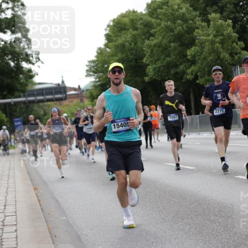 29.06.2025 - hella hamburg halbmarathon Jannik Wohlers http://msf.ph/oto/8277878 29.06.2025 10:34:43 Lombardsbrücke 1284, 1497, 1717, 1849, 2376, 2751, 3409, 4564, 4884, 5027, 5531, 6189, 6379, 6397, 6803, 7267, 7927, 9248, 10358, 10464, 10606, 11233, 11320, 11359, 11886, 12555, 12625, 13414, 13537, 13539, 13623, 13829, 14392, 15226, 15405, 15488, 15732, 15783, 16002, 16010, 16431, 16471, 16778, 16860, 17344, 17526, 17690, 17749, 18375, 18823 meine-sportfotos.de