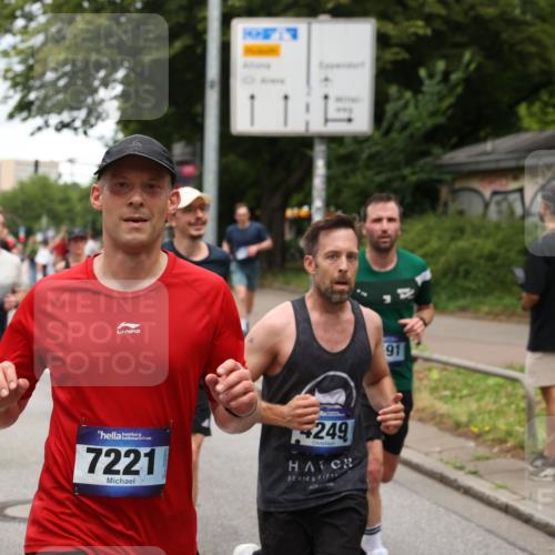 29.06.2025 - hella hamburg halbmarathon Yannick Fuchs http://msf.ph/oto/8277882 29.06.2025 10:49:31 20KM 1120, 1143, 1179, 1193, 1834, 2612, 3037, 3058, 3668, 4249, 4897, 5643, 5672, 6569, 6591, 6924, 7147, 7221, 7594, 7976, 8573, 8691, 10188, 10582, 11039, 11231, 12248, 12544, 12545, 13234, 13236, 13470, 14365, 15184, 15300, 15484, 15584, 15818, 15884, 16108, 16176, 16213, 16334, 16401, 16521, 16609, 16786, 17133, 17259, 17603, 17615, 17640, 17642, 17734, 17940, 18064, 18290, 18741, 18746, 18835, 19047, 19120 meine-sportfotos.de
