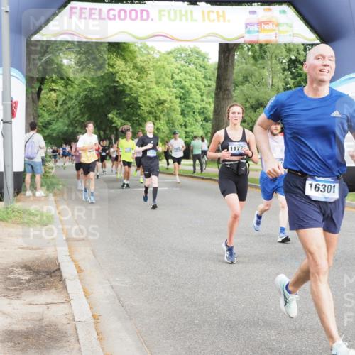 29.06.2025 - hella hamburg halbmarathon MichiJ http://msf.ph/oto/8277890 29.06.2025 10:31:51 Zwischen KM18-KM19 3437, 7185, 10237, 11778, 12776, 14667, 14849, 15862, 16301, 16314, 16997, 18678, 19038, 19051 meine-sportfotos.de