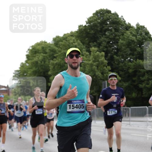29.06.2025 - hella hamburg halbmarathon Jannik Wohlers http://msf.ph/oto/8278049 29.06.2025 10:34:44 Lombardsbrücke 1284, 1497, 1717, 1849, 2376, 2751, 3409, 3828, 4564, 5027, 5531, 6189, 6397, 6471, 6803, 7267, 7927, 9248, 10358, 10464, 10606, 11233, 11320, 11359, 11886, 12062, 12555, 12625, 13414, 13537, 13539, 13623, 13829, 14392, 14735, 15226, 15405, 15488, 15704, 15732, 15783, 16002, 16010, 16431, 16471, 16778, 16860, 17344, 17526, 17690, 17749, 18054, 18375, 18823 meine-sportfotos.de