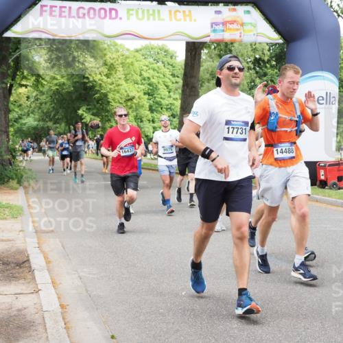 29.06.2025 - hella hamburg halbmarathon MichiJ http://msf.ph/oto/8278196 29.06.2025 10:57:22 Zwischen KM18-KM19 1173, 1527, 1859, 2990, 3691, 3729, 7209, 7840, 9975, 10428, 14015, 14488, 15307, 15700, 16208, 16437, 17128, 17731, 17847, 18493, 18913 meine-sportfotos.de