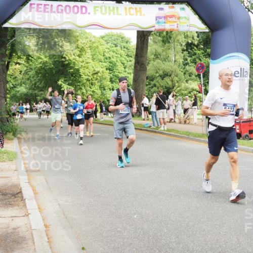 29.06.2025 - hella hamburg halbmarathon MichiJ http://msf.ph/oto/8278345 29.06.2025 10:57:25 Zwischen KM18-KM19 1173, 1859, 2990, 3691, 3729, 5423, 7209, 7840, 9975, 10428, 14015, 14488, 15307, 15700, 16437, 17128, 17472, 17731, 18493, 18913 meine-sportfotos.de
