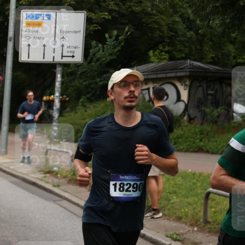 29.06.2025 - hella hamburg halbmarathon Yannick Fuchs http://msf.ph/oto/8278419 29.06.2025 10:49:32 20KM 1120, 1143, 1179, 1193, 1834, 2612, 3037, 3058, 3668, 4249, 4897, 5643, 5672, 6569, 6591, 6924, 7147, 7221, 7594, 7976, 8255, 8573, 8691, 10188, 10582, 11039, 11231, 12248, 12544, 12545, 13234, 13236, 13470, 14365, 15184, 15300, 15484, 15584, 15818, 15884, 16108, 16176, 16213, 16334, 16401, 16521, 16609, 16786, 17133, 17259, 17603, 17615, 17640, 17642, 17734, 17940, 18064, 18290, 18741, 18746, 18835, 19047, 19120 meine-sportfotos.de