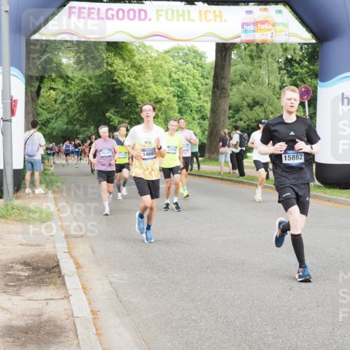 29.06.2025 - hella hamburg halbmarathon MichiJ http://msf.ph/oto/8278541 29.06.2025 10:31:53 Zwischen KM18-KM19 3109, 11469, 11778, 14667, 14798, 14849, 15862, 16105, 16301, 16314, 16547, 16997, 19051 meine-sportfotos.de