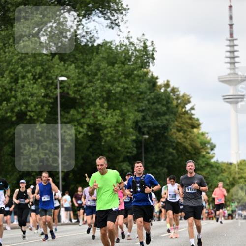 29.06.2025 - hella hamburg halbmarathon Dr. Thomas Lammeyer http://msf.ph/oto/8278583 29.06.2025 10:36:40 Kennedybrücke 1237, 1640, 2268, 3022, 3365, 3670, 3753, 4857, 5783, 5871, 5941, 6228, 6252, 6312, 6315, 6642, 7387, 7468, 7531, 7749, 7789, 8303, 8625, 8840, 8914, 9010, 9125, 9188, 9206, 9542, 9765, 10013, 10111, 10203, 10354, 10470, 10624, 10828, 11076, 11205, 11225, 11248, 11362 meine-sportfotos.de