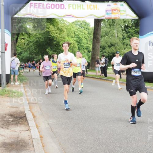 29.06.2025 - hella hamburg halbmarathon MichiJ http://msf.ph/oto/8278589 29.06.2025 10:31:53 Zwischen KM18-KM19 3109, 11469, 11778, 14667, 14798, 14849, 15862, 16105, 16301, 16314, 16547, 16997, 19051 meine-sportfotos.de