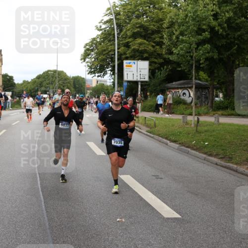 29.06.2025 - hella hamburg halbmarathon Yannick Fuchs http://msf.ph/oto/8278636 29.06.2025 10:37:20 20KM 1353, 1675, 1735, 2653, 4229, 4235, 5011, 5124, 5477, 7035, 7448, 7734, 9364, 9371, 9534, 9833, 10469, 11177, 11907, 12839, 13746, 14226, 14447, 14560, 14813, 15255, 15297, 15301, 15328, 15535, 15851, 16295, 16333, 16677, 17177, 17733, 17911, 18004, 18275, 18304, 18632, 18659, 18680, 18987 meine-sportfotos.de