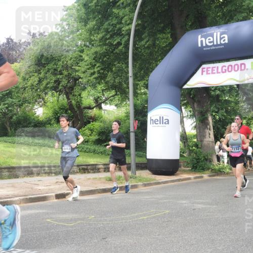 29.06.2025 - hella hamburg halbmarathon KatJ http://msf.ph/oto/8278686 29.06.2025 10:40:32 Zwischen KM18-KM19 1061, 1499, 2074, 6628, 6877, 6897, 7232 meine-sportfotos.de