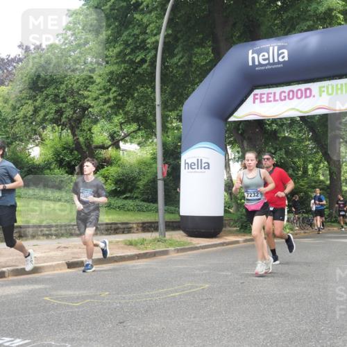 29.06.2025 - hella hamburg halbmarathon KatJ http://msf.ph/oto/8278725 29.06.2025 10:40:33 Zwischen KM18-KM19 1499, 2074, 3999, 6877, 6897, 7232 meine-sportfotos.de