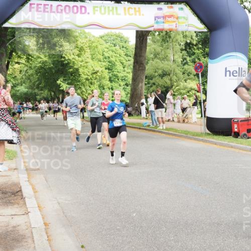 29.06.2025 - hella hamburg halbmarathon MichiJ http://msf.ph/oto/8278774 29.06.2025 10:57:27 Zwischen KM18-KM19 1859, 2990, 3691, 5423, 7209, 7840, 9975, 10428, 13788, 14015, 14488, 15307, 15586, 15700, 16134, 16437, 17128, 17472, 18493 meine-sportfotos.de