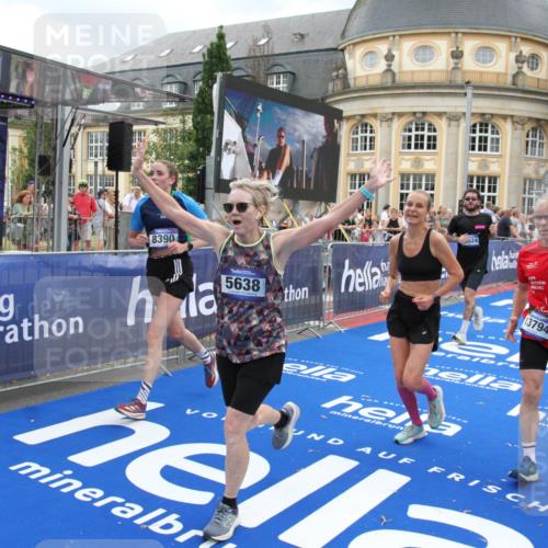 29.06.2025 - hella hamburg halbmarathon Michael Strokosch http://msf.ph/oto/8278858 29.06.2025 10:54:15 Ziel 3103, 3177, 3861, 3898, 5638, 6082, 6084, 6294, 6443, 6581, 7274, 8390, 9791, 12213, 13033, 13397, 13794, 15169, 15524, 16527, 16780, 16871 meine-sportfotos.de
