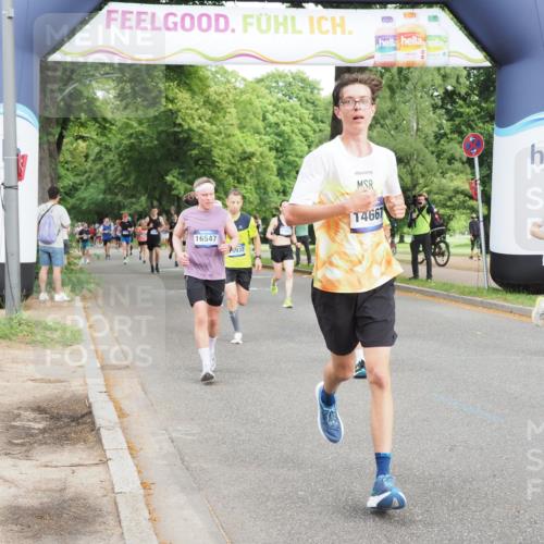 29.06.2025 - hella hamburg halbmarathon MichiJ http://msf.ph/oto/8278868 29.06.2025 10:31:55 Zwischen KM18-KM19 3109, 11469, 11778, 14667, 14798, 14849, 15862, 15932, 16105, 16301, 16314, 16547, 16677, 16997 meine-sportfotos.de