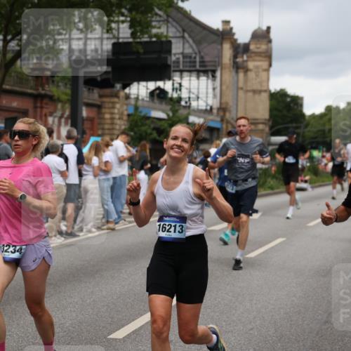 29.06.2025 - hella hamburg halbmarathon Yannick Fuchs http://msf.ph/oto/8278899 29.06.2025 10:49:34 20KM 1120, 1143, 1179, 1193, 1834, 2612, 3037, 3058, 3668, 4249, 4897, 5643, 5672, 6569, 6591, 6924, 7147, 7221, 7594, 7976, 8255, 8573, 8691, 9361, 9562, 10582, 11039, 11231, 12248, 12544, 12545, 13234, 13236, 13470, 14365, 15184, 15300, 15484, 15584, 15818, 15884, 16108, 16176, 16213, 16334, 16401, 16521, 16609, 16786, 17133, 17259, 17603, 17615, 17640, 17642, 17734, 17940, 18064, 18290, 18741, 18746, 18835, 19047, 19120 meine-sportfotos.de