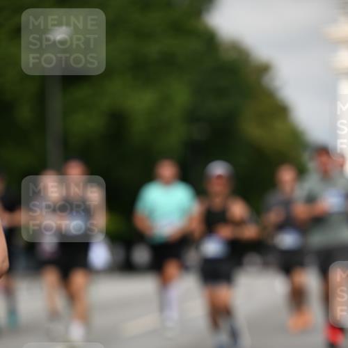 29.06.2025 - hella hamburg halbmarathon Dr. Thomas Lammeyer http://msf.ph/oto/8278924 29.06.2025 10:15:42 Kennedybrücke 1062, 1166, 1790, 1992, 2661, 3837, 4227, 5254, 5990, 5991, 7370, 7474, 7571, 8368, 9191, 9254, 10042, 10428 meine-sportfotos.de