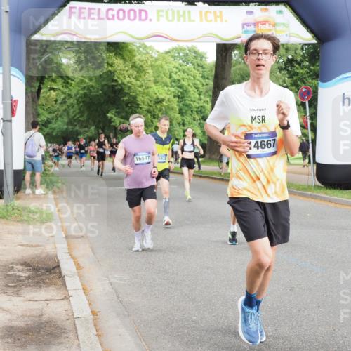 29.06.2025 - hella hamburg halbmarathon MichiJ http://msf.ph/oto/8278954 29.06.2025 10:31:55 Zwischen KM18-KM19 3109, 11469, 11778, 14667, 14798, 14849, 15862, 15932, 16105, 16301, 16314, 16547, 16677, 16997 meine-sportfotos.de