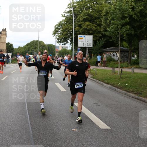29.06.2025 - hella hamburg halbmarathon Yannick Fuchs http://msf.ph/oto/8278961 29.06.2025 10:37:20 20KM 1353, 1675, 1735, 2653, 4229, 4235, 5011, 5124, 5477, 7035, 7448, 7734, 9364, 9371, 9534, 9833, 10469, 11177, 11907, 12839, 13746, 14226, 14447, 14560, 14813, 15255, 15297, 15301, 15328, 15535, 15851, 16295, 16333, 16677, 17177, 17733, 17911, 18004, 18275, 18304, 18632, 18659, 18680, 18987 meine-sportfotos.de