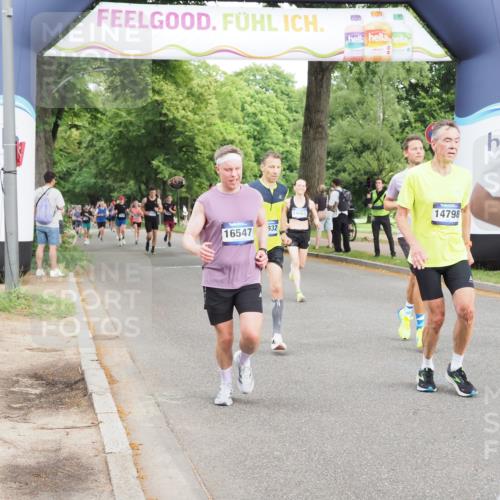 29.06.2025 - hella hamburg halbmarathon MichiJ http://msf.ph/oto/8279049 29.06.2025 10:31:56 Zwischen KM18-KM19 3109, 11469, 11778, 14667, 14798, 14849, 14861, 15862, 15932, 16105, 16301, 16314, 16547, 16677, 16997, 18775 meine-sportfotos.de