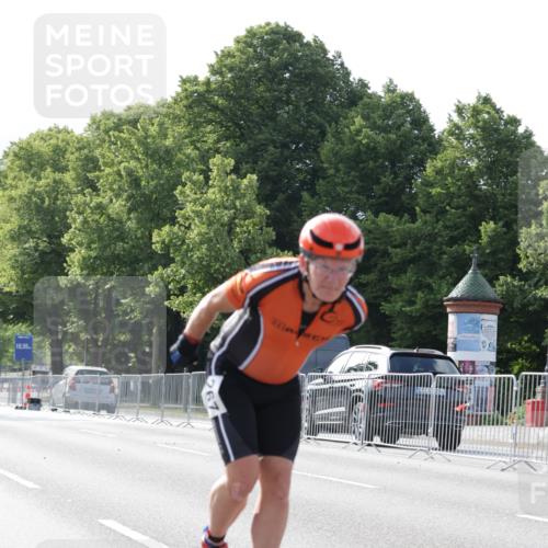 29.06.2025 - hella hamburg halbmarathon Jannik Wohlers http://msf.ph/oto/8279062 29.06.2025 08:52:39 Lombardsbrücke  meine-sportfotos.de