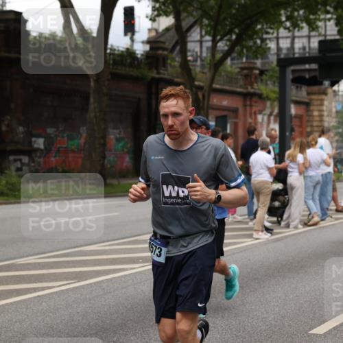 29.06.2025 - hella hamburg halbmarathon Yannick Fuchs http://msf.ph/oto/8279175 29.06.2025 10:49:36 20KM 1179, 1193, 1834, 2612, 3037, 3058, 3668, 4249, 4897, 5643, 5672, 6569, 6591, 6924, 7147, 7221, 7594, 7976, 8255, 8573, 8691, 9361, 9562, 10582, 11039, 11231, 12196, 12248, 12545, 13234, 13236, 13470, 14365, 15184, 15300, 15484, 15584, 15818, 15884, 16108, 16176, 16213, 16334, 16401, 16521, 16609, 16786, 17133, 17259, 17603, 17615, 17640, 17642, 17734, 17940, 18064, 18212, 18290, 18741, 18746, 18835, 19047, 19120 meine-sportfotos.de