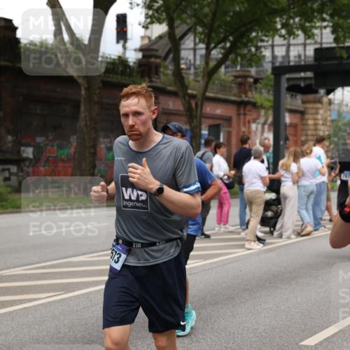 29.06.2025 - hella hamburg halbmarathon Yannick Fuchs http://msf.ph/oto/8279186 29.06.2025 10:49:36 20KM 1179, 1193, 1834, 2612, 3037, 3058, 3668, 4249, 4897, 5643, 5672, 6569, 6591, 6924, 7147, 7221, 7594, 7976, 8255, 8573, 8691, 9361, 9562, 10582, 11039, 11231, 12196, 12248, 12545, 13234, 13236, 13470, 14365, 15184, 15300, 15484, 15584, 15818, 15884, 16108, 16176, 16213, 16334, 16401, 16521, 16609, 16786, 17133, 17259, 17603, 17615, 17640, 17642, 17734, 17940, 18064, 18212, 18290, 18741, 18746, 18835, 19047, 19120 meine-sportfotos.de