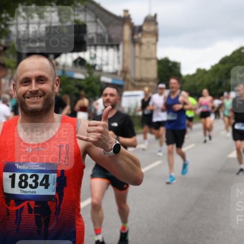 29.06.2025 - hella hamburg halbmarathon Yannick Fuchs http://msf.ph/oto/8279197 29.06.2025 10:49:37 20KM 1179, 1193, 1834, 2612, 3037, 3058, 3668, 4249, 4897, 5643, 5672, 6569, 6591, 6924, 7147, 7221, 7594, 7976, 8255, 8573, 8691, 9361, 9562, 10582, 11039, 11231, 12196, 12545, 13234, 13236, 13470, 13474, 14365, 15184, 15300, 15484, 15584, 15818, 15884, 16176, 16213, 16401, 16521, 16609, 16786, 17133, 17259, 17615, 17640, 17642, 17734, 17940, 18064, 18212, 18290, 18741, 18746, 18835, 19047, 19120 meine-sportfotos.de