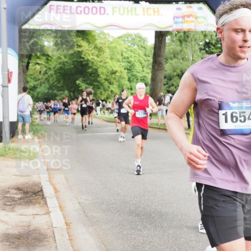 29.06.2025 - hella hamburg halbmarathon MichiJ http://msf.ph/oto/8279220 29.06.2025 10:31:57 Zwischen KM18-KM19 3109, 11469, 11778, 14667, 14798, 14861, 15862, 15932, 16105, 16301, 16314, 16547, 16677, 18775 meine-sportfotos.de