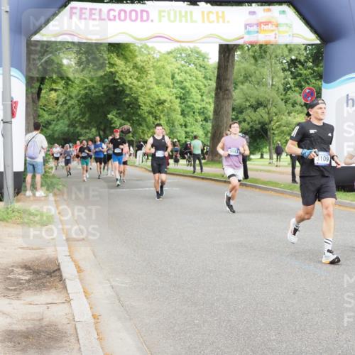 29.06.2025 - hella hamburg halbmarathon MichiJ http://msf.ph/oto/8279676 29.06.2025 10:31:59 Zwischen KM18-KM19 3109, 3124, 9043, 11469, 14667, 14798, 14861, 15862, 15932, 16105, 16314, 16547, 16677, 18775 meine-sportfotos.de