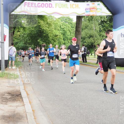 29.06.2025 - hella hamburg halbmarathon MichiJ http://msf.ph/oto/8279703 29.06.2025 10:32:03 Zwischen KM18-KM19 3124, 6490, 6705, 9043, 13746, 14385, 14861, 16677, 18775 meine-sportfotos.de