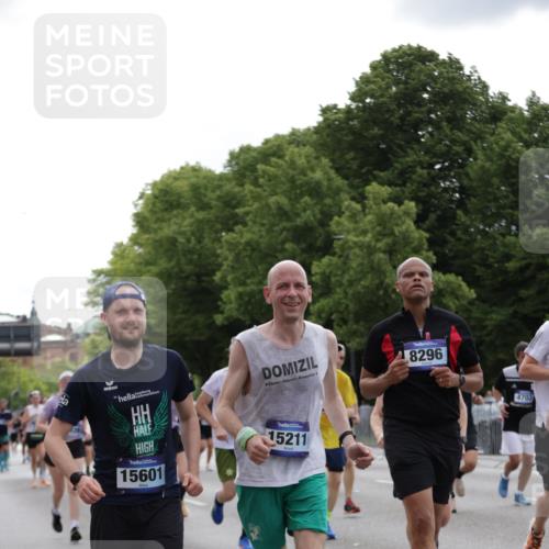 29.06.2025 - hella hamburg halbmarathon Jannik Wohlers http://msf.ph/oto/8279728 29.06.2025 10:34:57 Lombardsbrücke 1717, 1821, 2001, 2198, 2376, 2751, 3828, 3958, 4333, 4564, 4703, 4704, 4965, 5027, 5531, 5793, 6029, 6189, 6365, 6471, 6746, 6859, 7267, 7927, 8249, 8296, 8567, 9470, 10393, 10531, 10565, 11233, 11320, 11359, 11565, 11838, 11839, 11886, 12062, 12326, 12338, 12625, 13414, 13539, 13805, 14392, 14735, 15211, 15601, 15704, 15783, 16002, 16010, 16431, 16690, 16710, 16860, 17331, 17526, 17689, 17690, 17749, 17935, 17974, 18054, 18269, 18375, 18823, 18912, 19061 meine-sportfotos.de