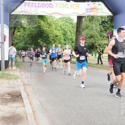 29.06.2025 - hella hamburg halbmarathon MichiJ http://msf.ph/oto/8279743 29.06.2025 10:32:03 Zwischen KM18-KM19 3124, 6490, 6705, 9043, 13746, 14385, 14861, 16677, 18775 meine-sportfotos.de