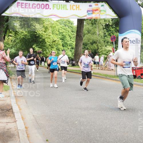 29.06.2025 - hella hamburg halbmarathon MichiJ http://msf.ph/oto/8279942 29.06.2025 10:57:38 Zwischen KM18-KM19 1213, 2110, 4007, 7881, 8055, 14679, 15531, 16323, 18957 meine-sportfotos.de