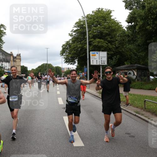 29.06.2025 - hella hamburg halbmarathon Yannick Fuchs http://msf.ph/oto/8279976 29.06.2025 10:49:40 20KM 1179, 1193, 1834, 2612, 3058, 3668, 4951, 5643, 5672, 6569, 6591, 6924, 7147, 7594, 7976, 8255, 8573, 8691, 9361, 9562, 10582, 11039, 12196, 12545, 13234, 13236, 13470, 13474, 14365, 15184, 15300, 15484, 15584, 15818, 15884, 16176, 16213, 16375, 16401, 16521, 16786, 17133, 17259, 17615, 17640, 17642, 17734, 17940, 18064, 18212, 18290, 18325, 18340, 18495, 18741, 18746, 18835, 19120, 19152 meine-sportfotos.de