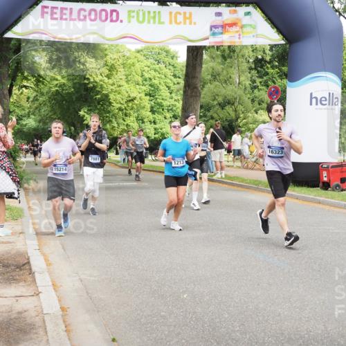 29.06.2025 - hella hamburg halbmarathon MichiJ http://msf.ph/oto/8280051 29.06.2025 10:57:39 Zwischen KM18-KM19 1213, 2110, 4007, 7881, 8055, 14679, 15214, 15531, 16323, 16938 meine-sportfotos.de