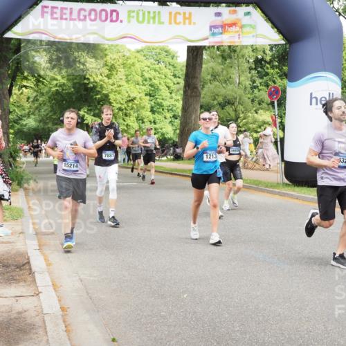 29.06.2025 - hella hamburg halbmarathon MichiJ http://msf.ph/oto/8280119 29.06.2025 10:57:40 Zwischen KM18-KM19 1213, 2110, 4007, 7881, 8055, 14679, 15214, 15531, 16323, 16938 meine-sportfotos.de