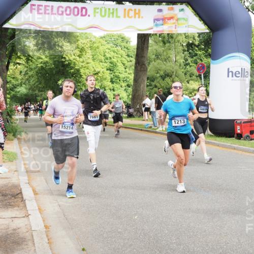 29.06.2025 - hella hamburg halbmarathon MichiJ http://msf.ph/oto/8280226 29.06.2025 10:57:40 Zwischen KM18-KM19 1213, 2110, 4007, 7881, 8055, 14679, 15214, 15531, 16323, 16938 meine-sportfotos.de