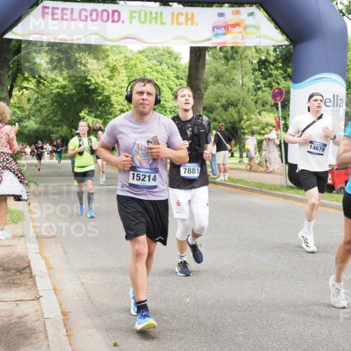 29.06.2025 - hella hamburg halbmarathon MichiJ http://msf.ph/oto/8280346 29.06.2025 10:57:41 Zwischen KM18-KM19 1213, 2110, 4007, 7346, 7881, 8055, 14679, 15214, 16323, 16938 meine-sportfotos.de
