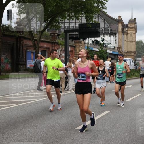 29.06.2025 - hella hamburg halbmarathon Yannick Fuchs http://msf.ph/oto/8280471 29.06.2025 10:49:42 20KM 1179, 1180, 1193, 1834, 2612, 3058, 3668, 4951, 5643, 5672, 6569, 6591, 6924, 7147, 7594, 7742, 7976, 8255, 8573, 8639, 9361, 9562, 11039, 12196, 12545, 13234, 13474, 14365, 15184, 15484, 15584, 15818, 15884, 16176, 16213, 16375, 16401, 16521, 16786, 17133, 17259, 17615, 17640, 17642, 17734, 17940, 18064, 18212, 18325, 18340, 18495, 18741, 18746, 18835, 19120, 19152 meine-sportfotos.de