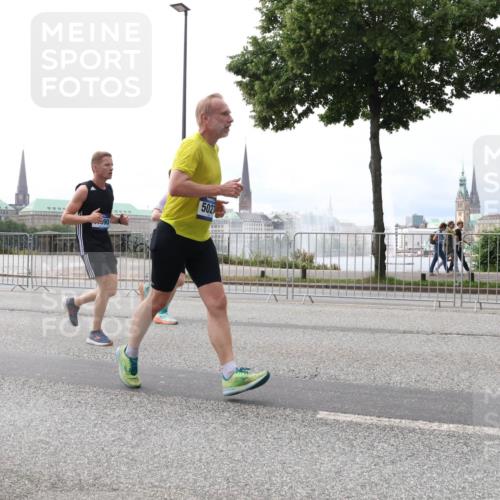 29.06.2025 - hella hamburg halbmarathon Lena Gebhardt http://msf.ph/oto/8280636 29.06.2025 10:35:17 Lombardsbrücke 502, 90, 1284, 1497, 1717, 1786, 1821, 1849, 2001, 2198, 2355, 2376, 2751, 3409, 3828, 3958, 4333, 4564, 4703, 4704, 4884, 4965, 5027, 5240, 5531, 5793, 6029, 6189, 6310, 6335, 6365, 6379, 6381, 6397, 6471, 6746, 6803, 6859, 7267, 7299, 7927, 8249, 8296, 8369, 8567, 8793, 9248, 9470, 10358, 10393, 10464, 10531, 10565, 10606, 11233, 11320, 11359, 11565, 11646, 11838, 11839, 11886, 12019, 12062, 12236, 12326, 12764 meine-sportfotos.de