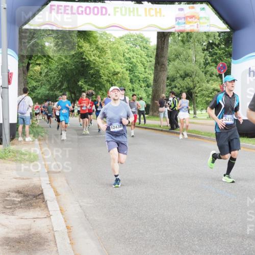 29.06.2025 - hella hamburg halbmarathon MichiJ http://msf.ph/oto/8280690 29.06.2025 10:32:07 Zwischen KM18-KM19 5275, 6490, 6705, 7451, 9043, 12438, 13398, 13746, 14385, 18868 meine-sportfotos.de