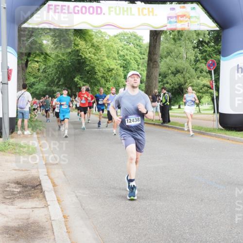 29.06.2025 - hella hamburg halbmarathon MichiJ http://msf.ph/oto/8280819 29.06.2025 10:32:07 Zwischen KM18-KM19 5275, 6490, 6705, 7451, 9043, 12438, 13398, 13746, 14385, 18868 meine-sportfotos.de