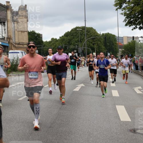 29.06.2025 - hella hamburg halbmarathon Yannick Fuchs http://msf.ph/oto/8280856 29.06.2025 10:49:44 20KM 1179, 1180, 1193, 1834, 2612, 2982, 3058, 3668, 4951, 5643, 5672, 6569, 6591, 6924, 7594, 7742, 7976, 8255, 8573, 8639, 8863, 9361, 9562, 11039, 11309, 12196, 12515, 12545, 13474, 14365, 15184, 15484, 15584, 15818, 15884, 16176, 16375, 16401, 16521, 16786, 17133, 17259, 17615, 17640, 17642, 17734, 18064, 18125, 18212, 18325, 18340, 18495, 18741, 18746, 18835, 19120, 19152 meine-sportfotos.de