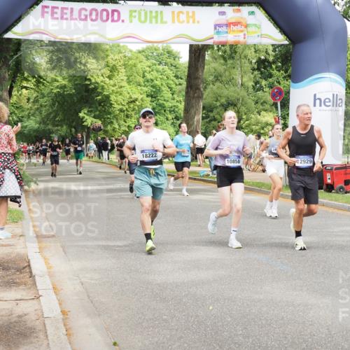 29.06.2025 - hella hamburg halbmarathon MichiJ http://msf.ph/oto/8280858 29.06.2025 10:57:45 Zwischen KM18-KM19 7346, 7881, 8001, 8055, 10858, 12928, 12929, 14679, 15214, 16776, 16938 meine-sportfotos.de
