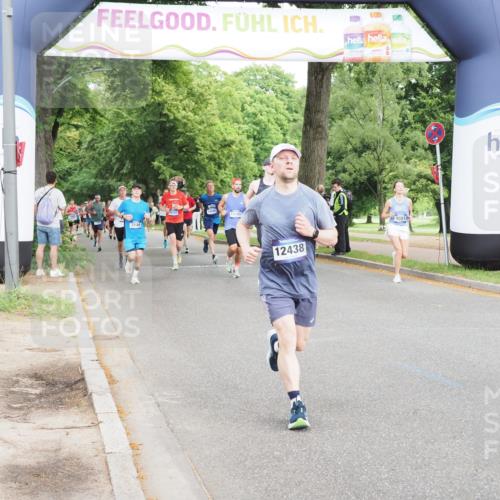 29.06.2025 - hella hamburg halbmarathon MichiJ http://msf.ph/oto/8280888 29.06.2025 10:32:07 Zwischen KM18-KM19 5275, 6490, 6705, 7451, 9043, 12438, 13398, 13746, 14385, 18868 meine-sportfotos.de